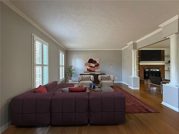5th image of 461 Berrypatch Ln SE