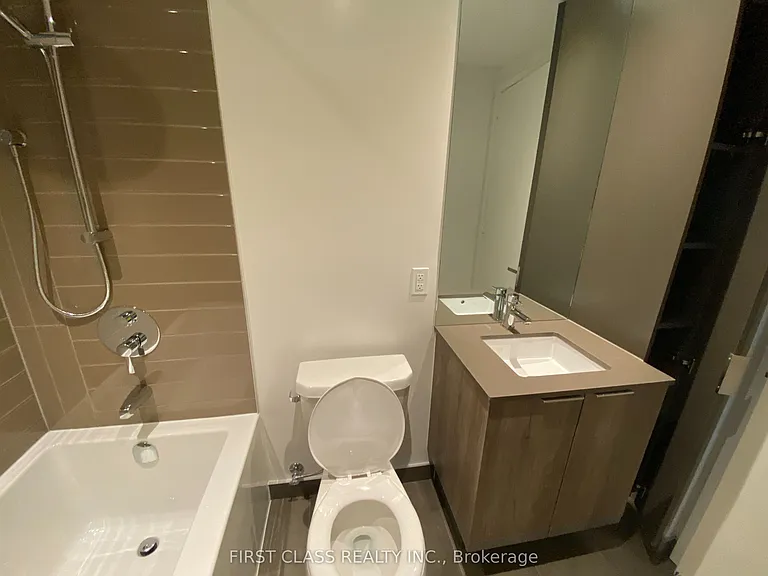 448 Burnhamthorpe Rd W #4709 — Photo 8
