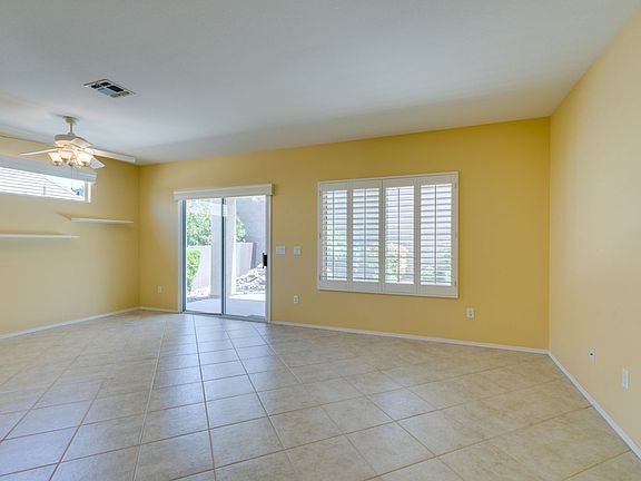 4th image of 2824 Goldcreek St