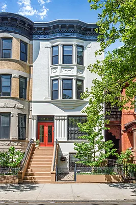 Sold by Corcoran | media 2