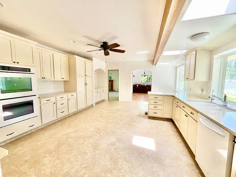 5434 Monte Verde Dr — Photo 17