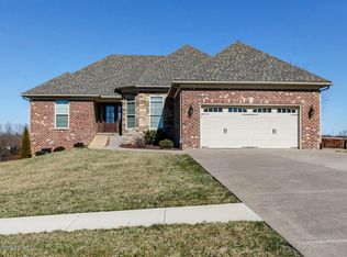 170 Grand Central Dr, Simpsonville, KY 40067