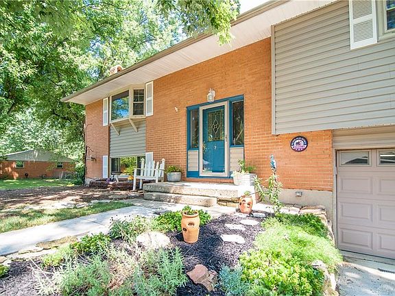 4th image of 1354 Nutwood Dr