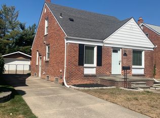 1624 Venice St, Dearborn, MI 48124