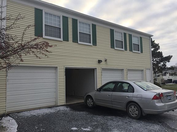 2nd image of 1474 Harbor Dr #109