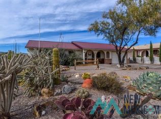 408 Stagecoach Dr, Elephant Butte, NM 87935