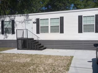 416 Easterling St, Glennville, GA 30427
