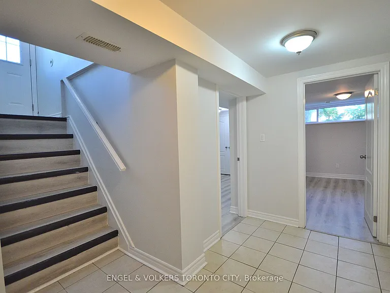 190 Cherrywood Dr #BASEMENT — Photo 9