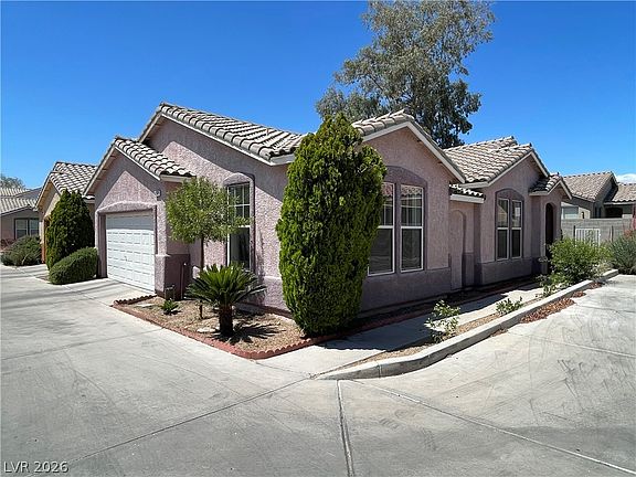 2nd image of 4946 Droubay Dr