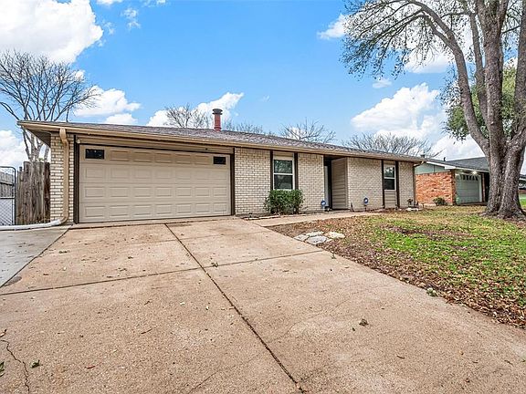 5th image of 318 Clearwood Dr