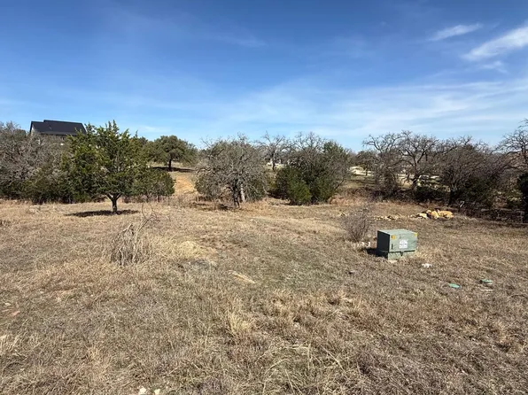 206 Mercury Dr, Mercury, TX 78657