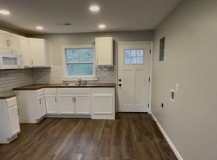 309 Harrison Ave UNIT 9, Yadkinville, NC 27055