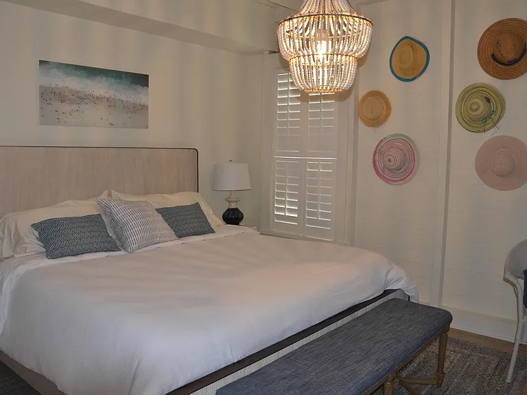 704 Ocean Front — Photo 15