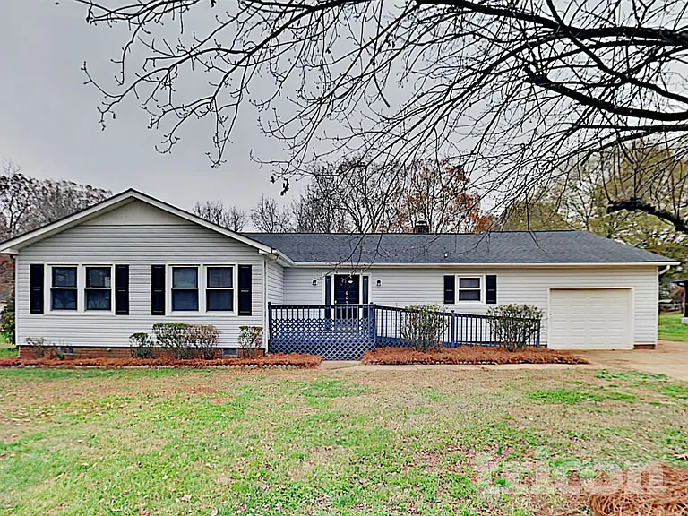 605 Colorado Ct — Photo 30