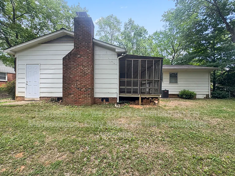 5403 Amberhill Dr — Photo 16