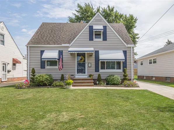 6813 Traymore Ave, Brooklyn, OH 44144