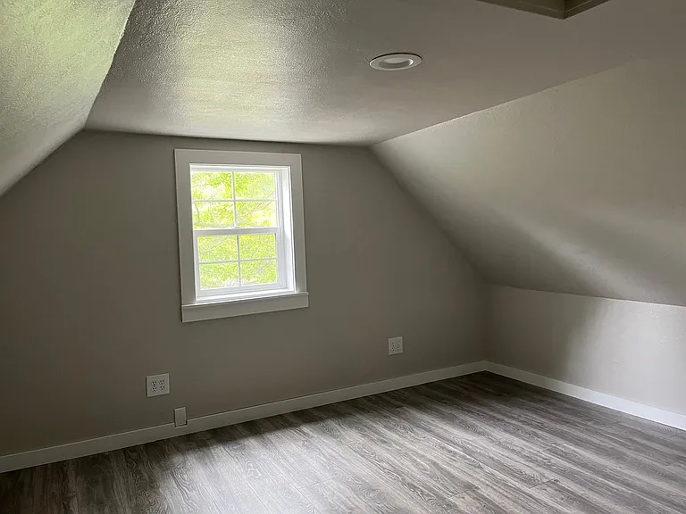 804 French St — Photo 16