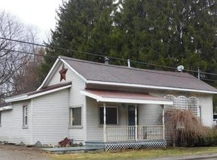 1330 S Main St, Russell, PA 16345