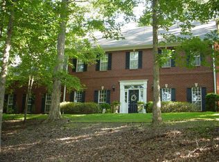 158 N Hunters Holw, Columbus, MS 39705