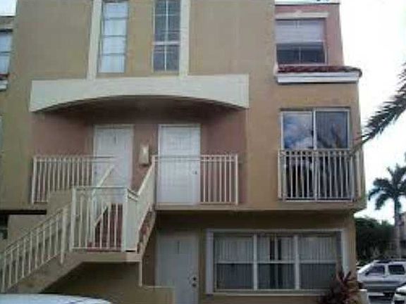 3rd image of 665 NW 85th Pl #10-202