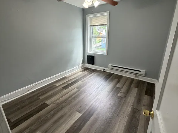 4441 Elizabeth St Floor 2, Philadelphia, PA 19124