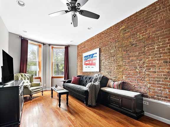 5th image of 658 Park Pl #4