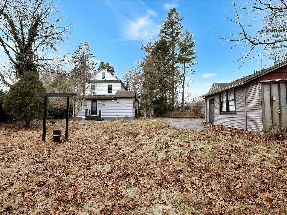 198 Iceland Dr, Huntington Station, NY 11746 MLS 3456490 Zillow