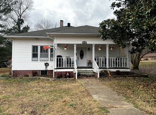 213 S 10th Ave, Piggott, AR 72454