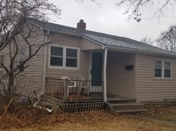 1017 S 32nd St, Lincoln, NE 68510