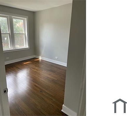 5th image of 8414 S Cregier Ave