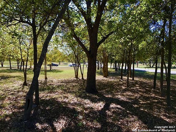 2nd image of 489 Oak Knoll Dr