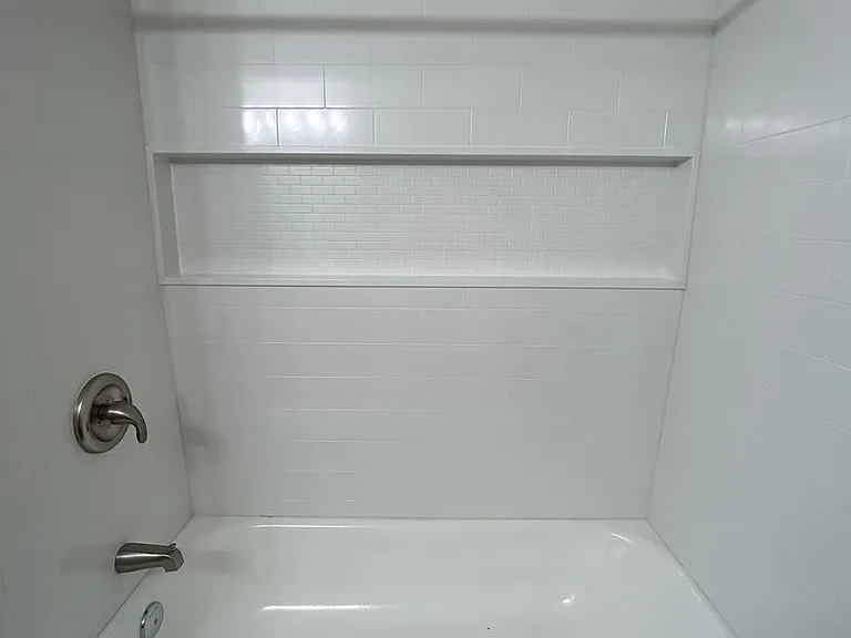 915 N 48th Ave — Photo 34