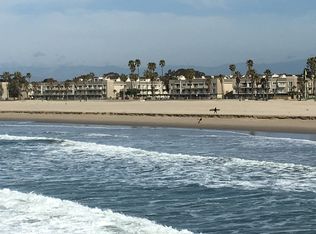 296 E Surfside Dr, Port Hueneme, CA 93041