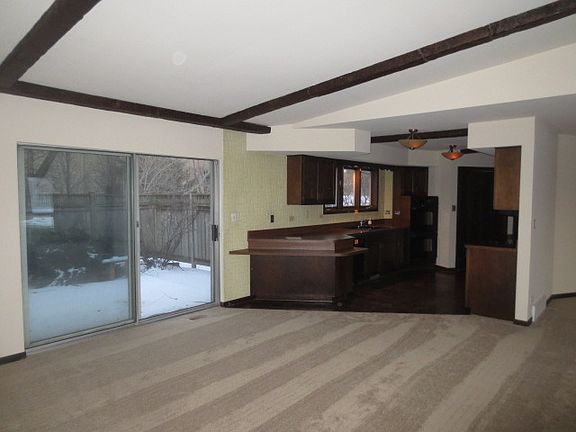 3rd image of 2912 S Briarwood Dr W