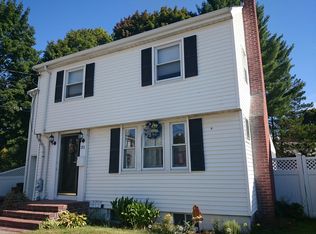 31 Moville St, West Roxbury, MA 02132