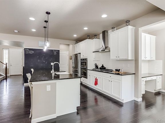 4th image of 16848 Weber Way