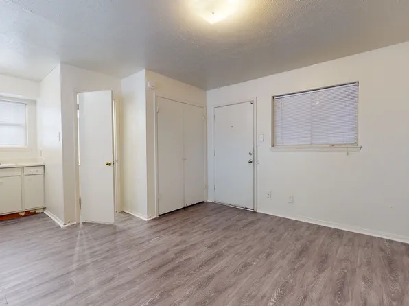 The Lillian Crossroads