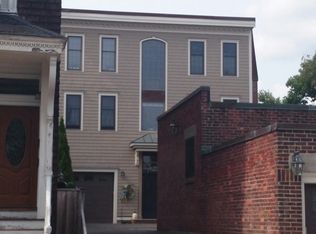 724 E 8th St #3, South Boston, MA 02127