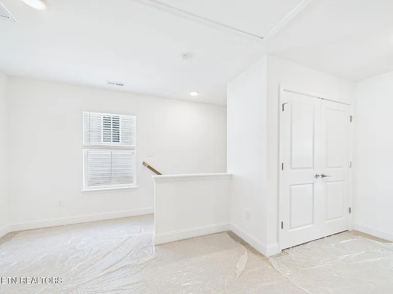 1729 Lateglow Way — Photo 25
