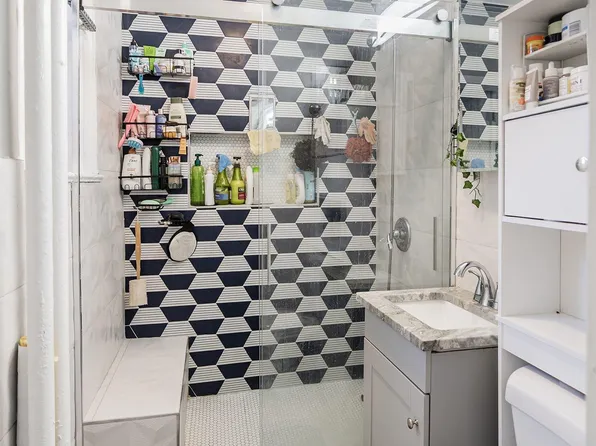 821 Bergen Avenue image 20 of 20