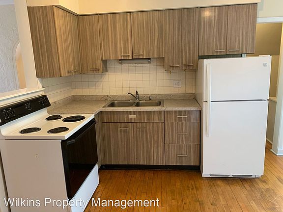 3rd image of 2312 E Park Pl #8947843