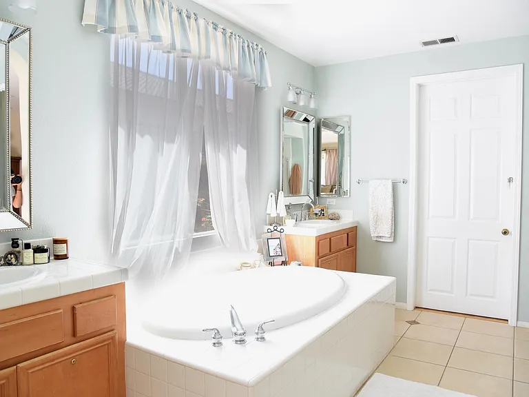 1707 Cortez Ave — Photo 8