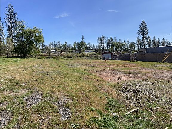 3rd image of 1041 Green Tree Ct