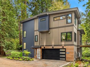 10003 Manitou Beach Drive NE, Bainbridge Island, WA 98110