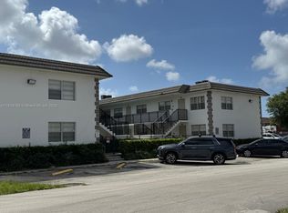 4933 Hollywood Blvd #105, Hollywood, FL 33021