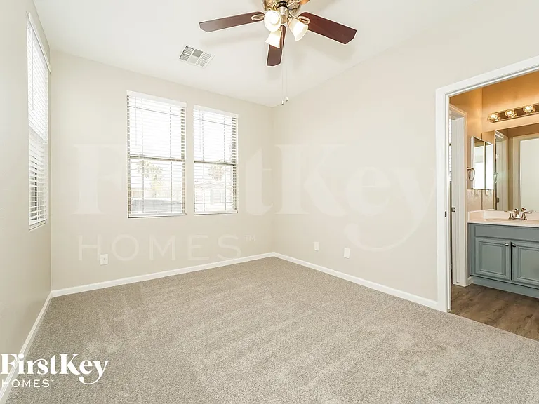6525 Diamond Point Ct — Photo 12