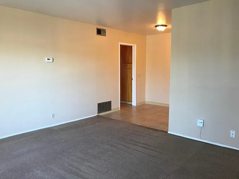 The Lewis — Photo 16