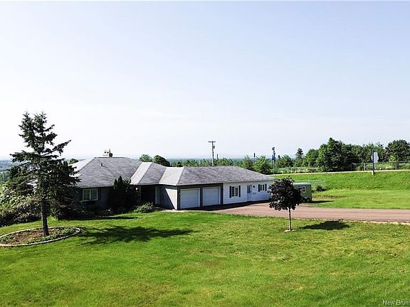 3rd image of 680 Front Mountain Rd