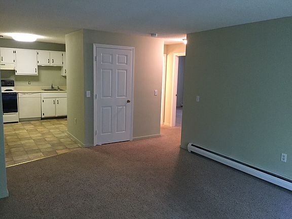 2nd image of 3 Oak Hill Ln APT 311