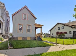 2550 N Vel R Phillips Ave, Milwaukee, WI 53212